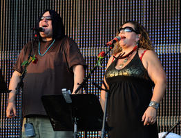 Sunshine Garcia Becker, Jeff Pehrson, Furthur - July 29, 2011